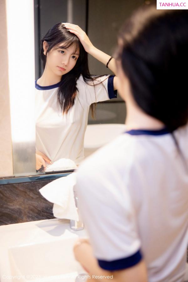   [XiuRen]高清写真图 2023.03.21 No.6447 谢小蒽 丝袜美腿第32张图片